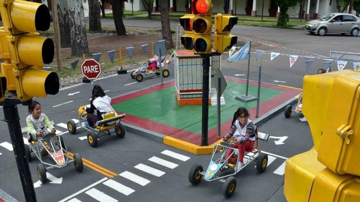 La importancia de introducir a los niños y niñas en cuestiones de seguridad vial